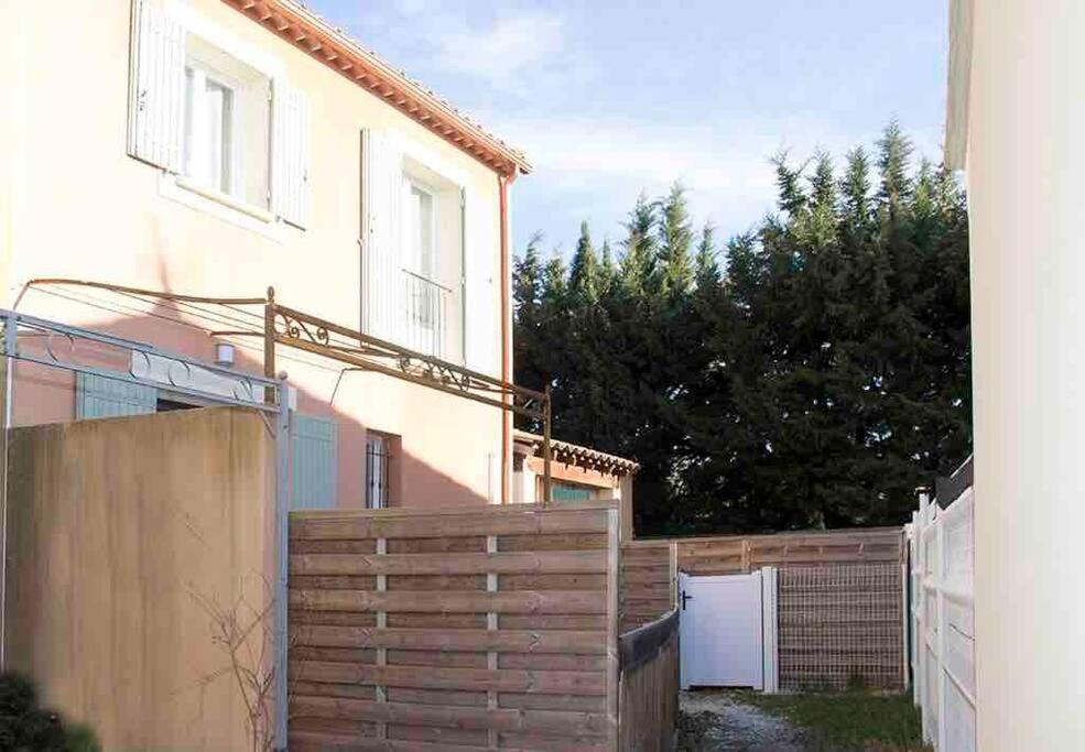 Gite Les Coquelicots 2 Quartier Residentiel LʼIsle-sur-la-Sorgue Esterno foto